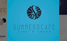 Summerscape Studios And Apartments